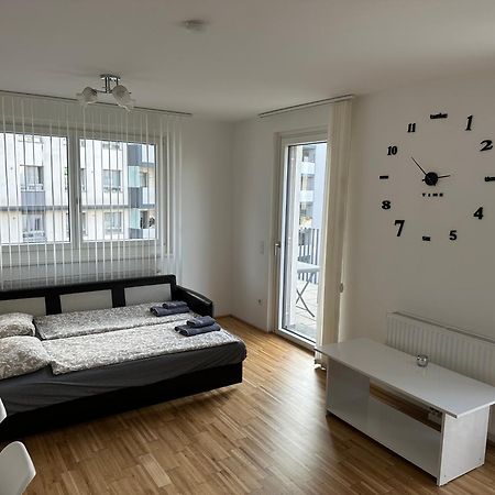 Hauptbahnhof Ferienwohnung Am Park Βιέννη Εξωτερικό φωτογραφία