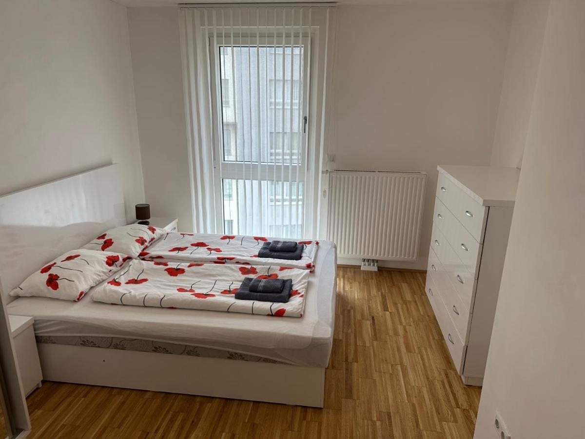 Hauptbahnhof Ferienwohnung Am Park Βιέννη Εξωτερικό φωτογραφία